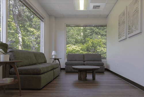Mission Connection welcoming reception area offering comfortable environment for mental health treatment.