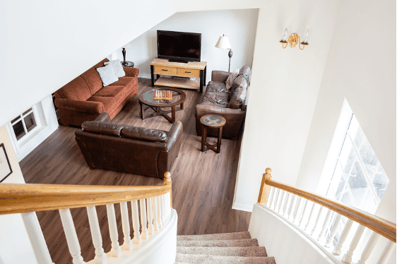 A warm, modern outpatient therapy room at Mission Connection.