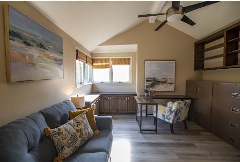 Mission Connection outpatient therapy office, a calm setting for insomnia and mental health sessions.